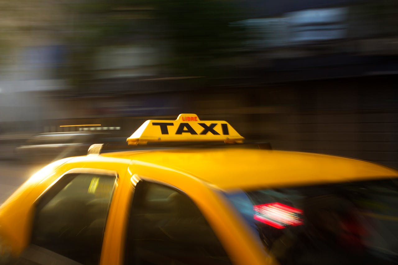 taxi lucca