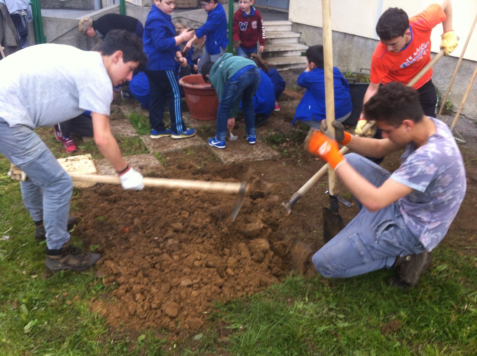 Primaria di San Michele di Moriano: ragazzi al lavoro 2