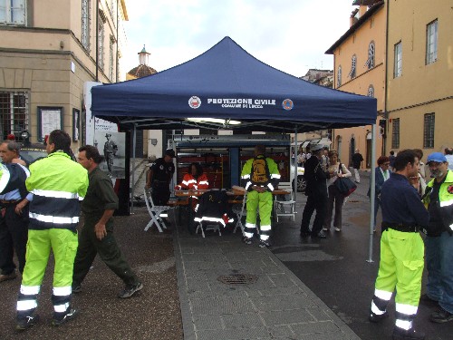 Gazebo della Protezione Civile